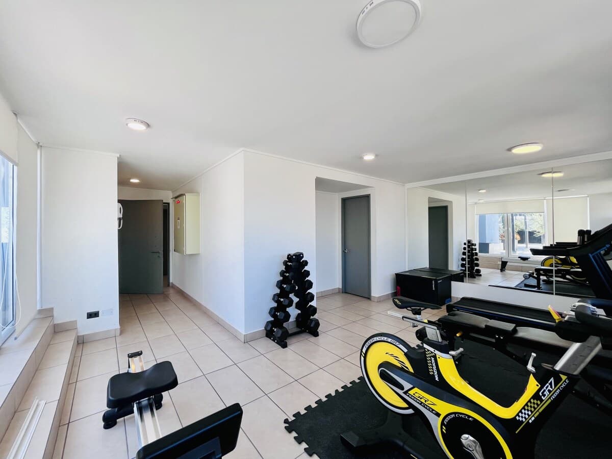 Modern Apartment | Laundry Pool & City Views