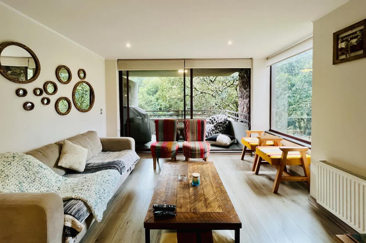 Modern Urban Retreat w/ Pool & Lake Access