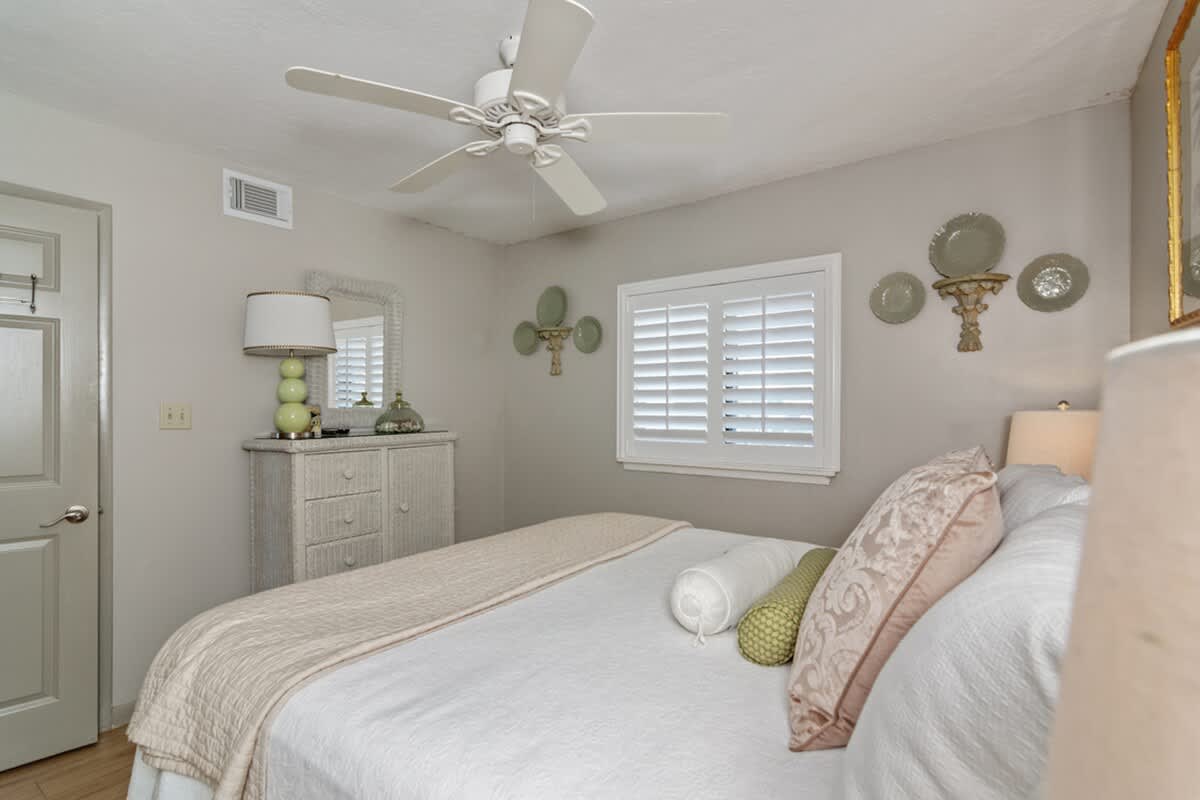 One Seagrove Place 0101 23