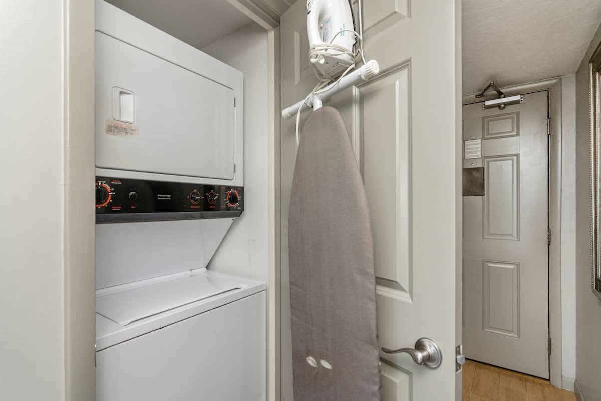 One Seagrove Place 0101 28