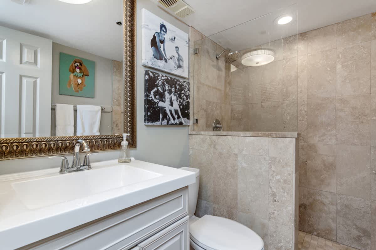 One Seagrove Place 0101 19