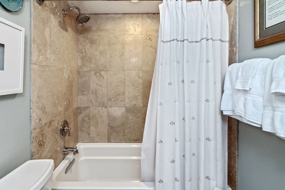 One Seagrove Place 0101 27