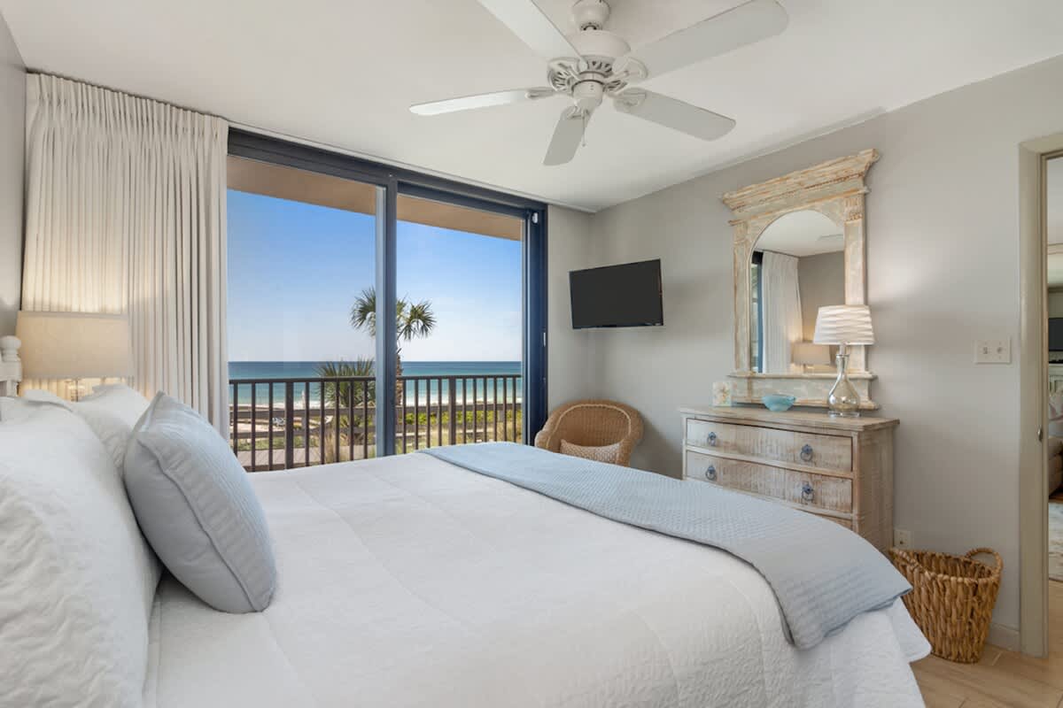 One Seagrove Place 0101 16