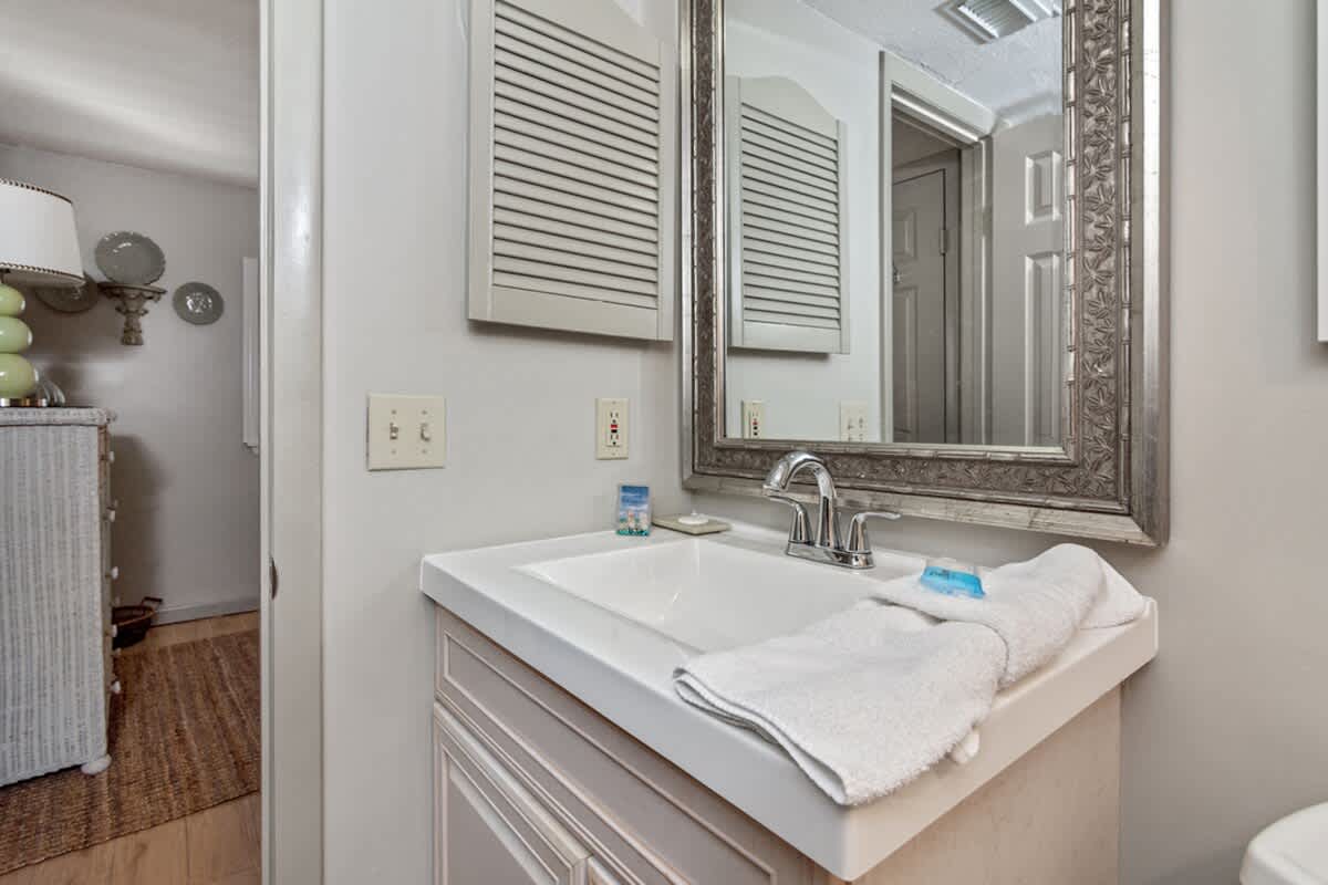 One Seagrove Place 0101 26