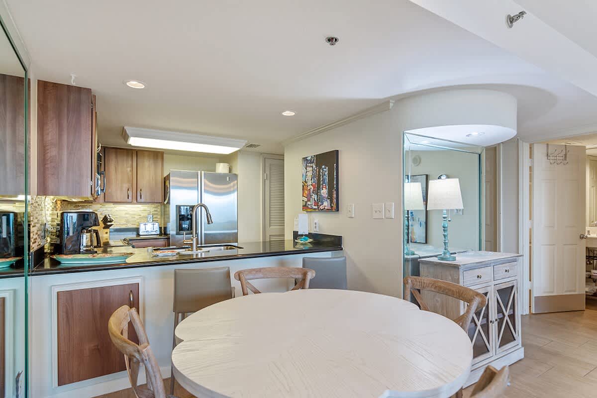 One Seagrove Place 0105 | Photo 16