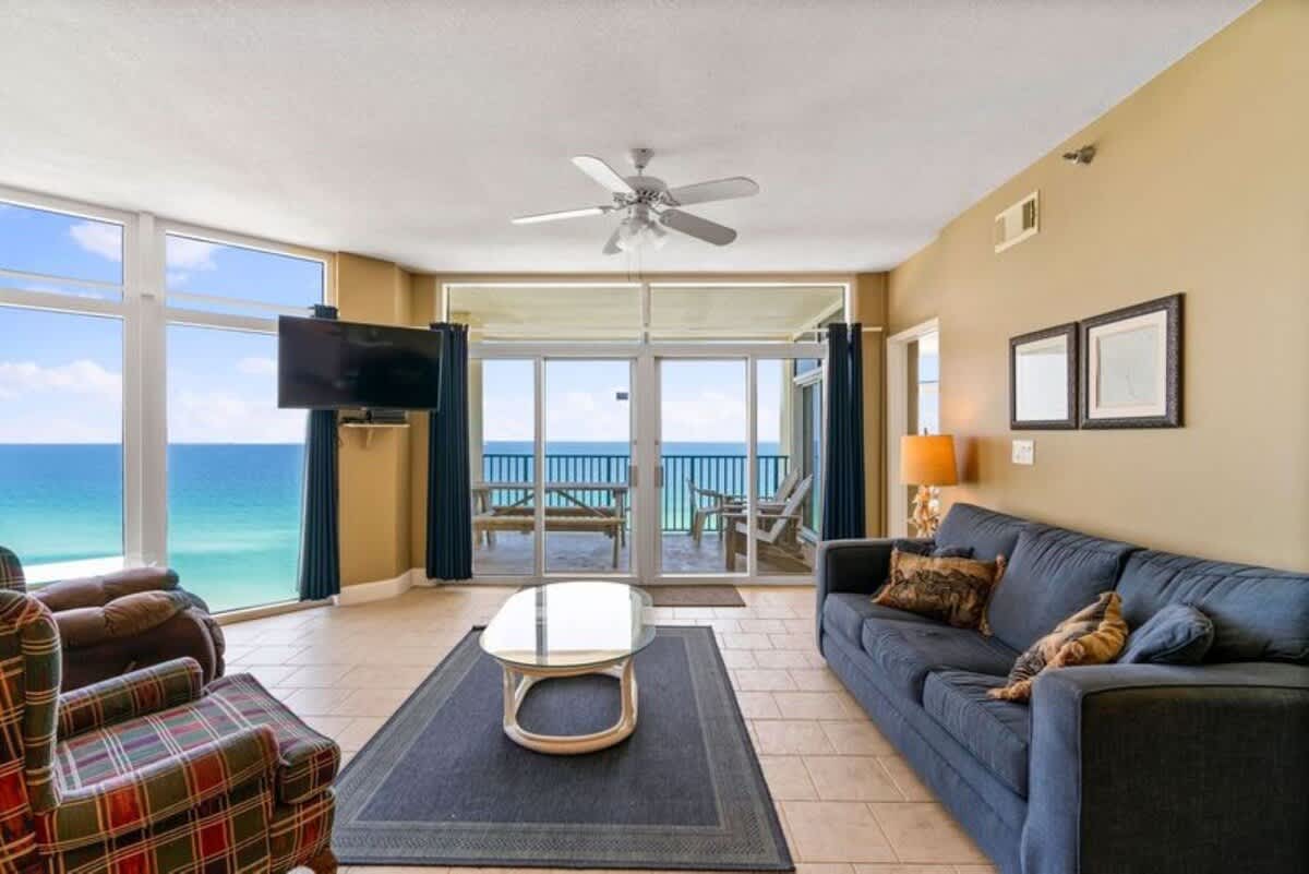 Jade East Towers 1120 3