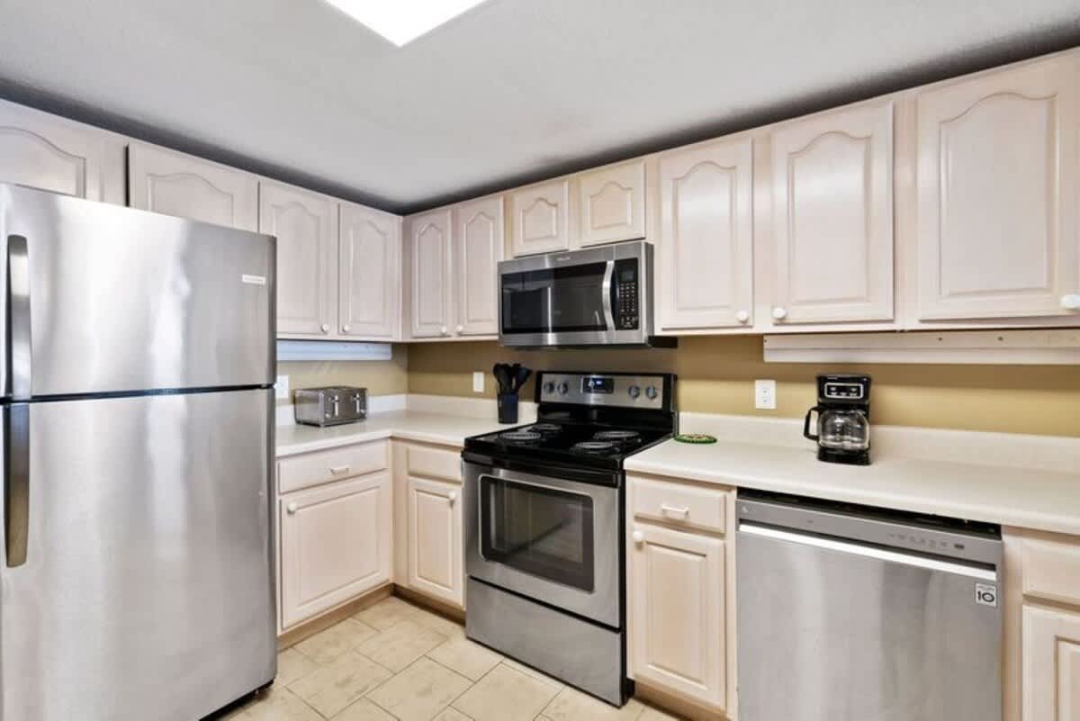 Jade East Towers 1120 10