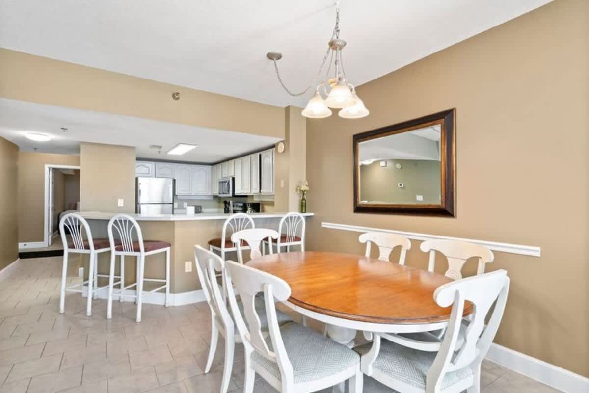 Jade East Towers 1120 6