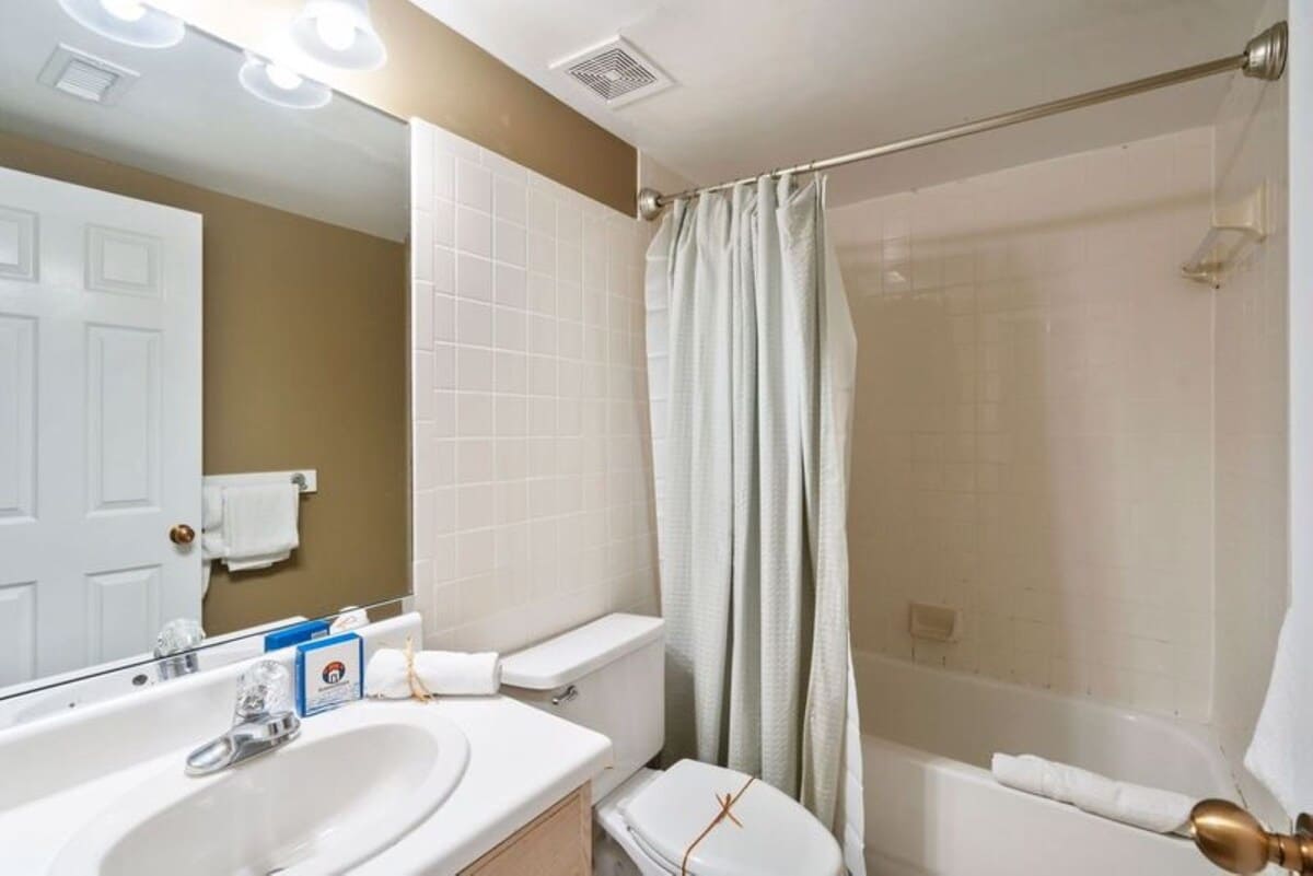 Jade East Towers 1120 26