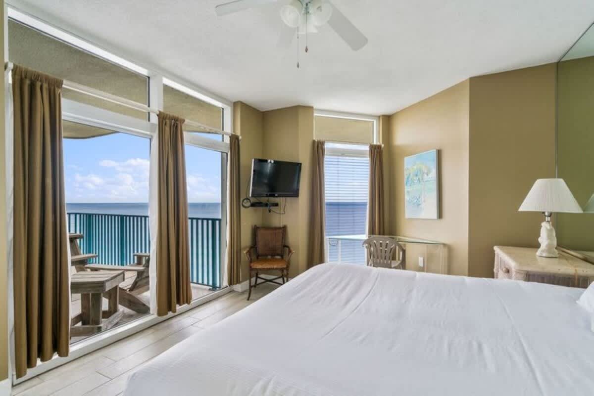 Jade East Towers 1810 | Photo 13