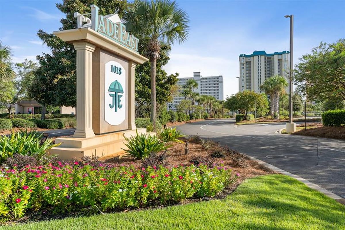 Jade East Towers 1810 | Photo 48