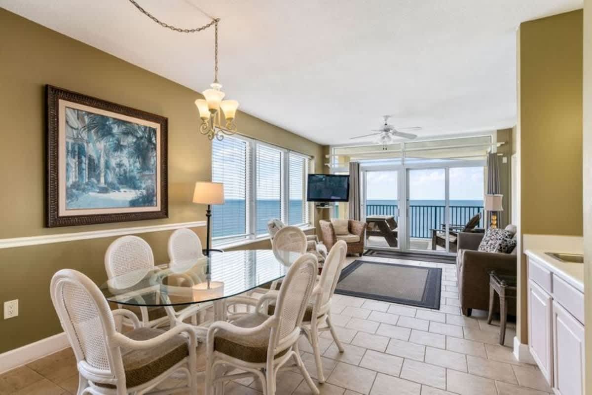 Jade East Towers 1810 | Photo 5