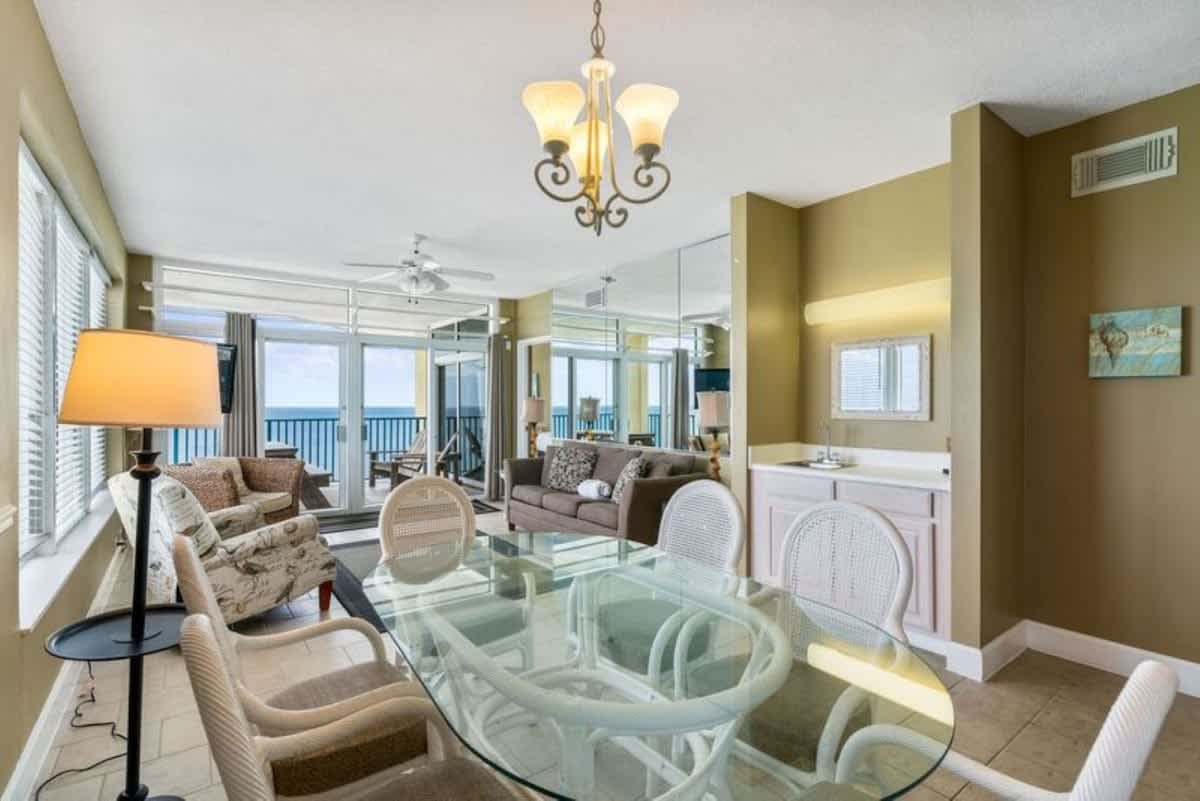 Jade East Towers 1810 | Photo 6