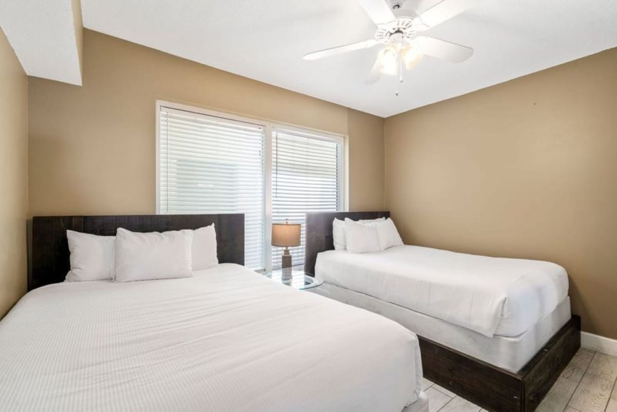 Jade East Towers 1820 | Photo 27