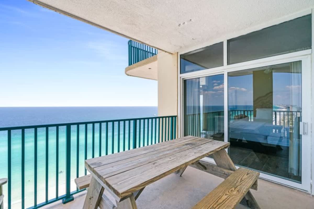 Jade East Towers 1820 | Photo 16