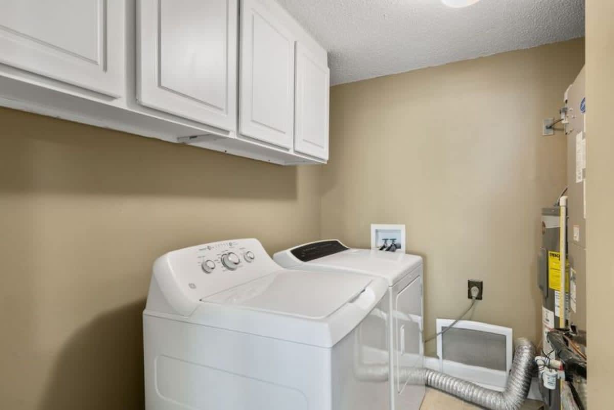 Jade East Towers 1830 | Photo 18