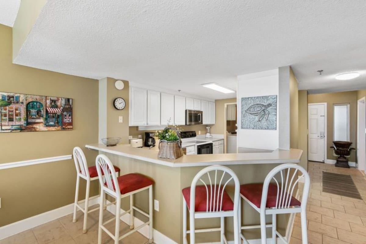 Jade East Towers 1830 | Photo 6