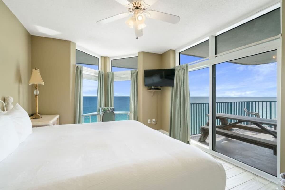 Jade East Towers 1840 | Photo 13