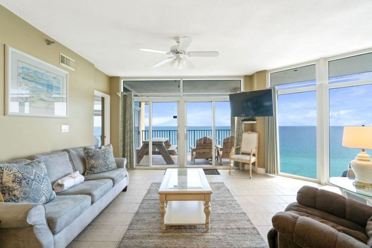 Jade East Towers 1840 | Photo 4