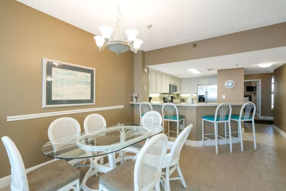 Jade East Towers 1840 | Photo 7