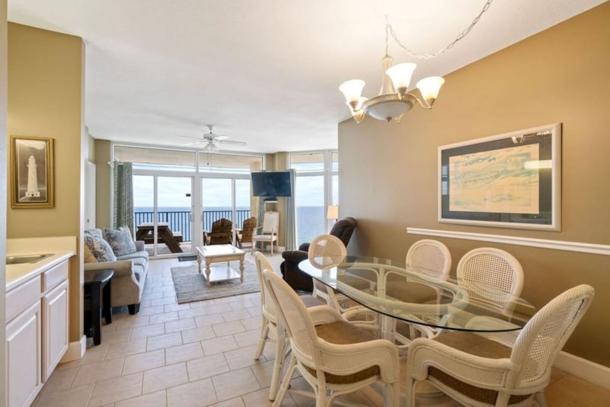 Jade East Towers 1840 | Photo 5