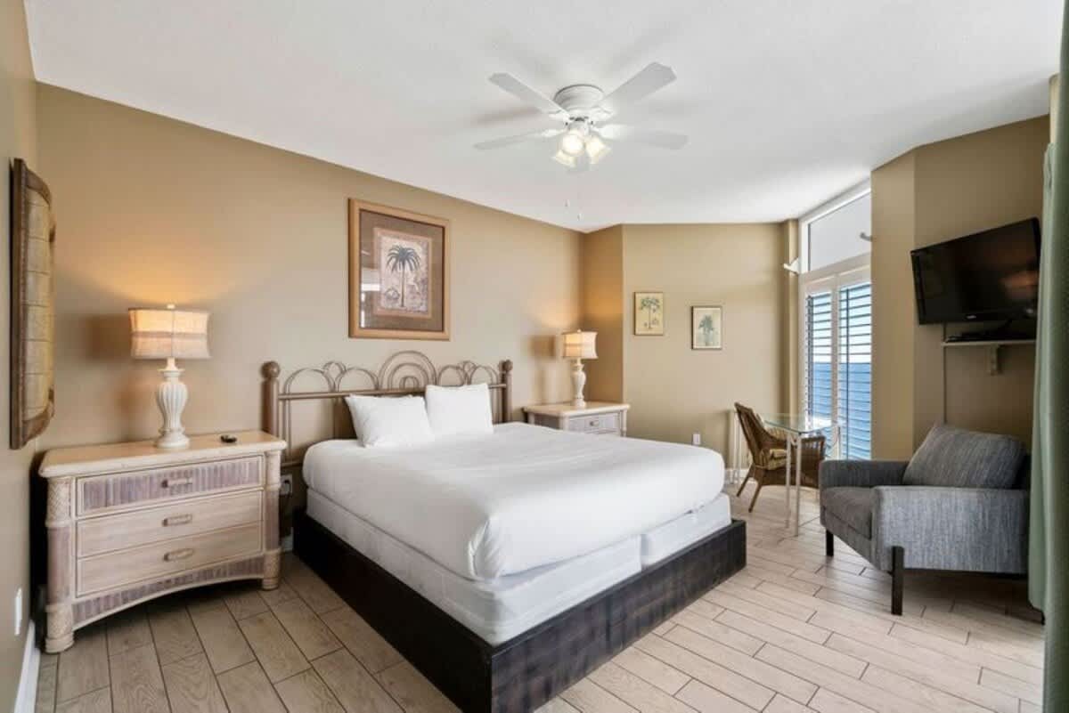 Jade East Towers 1850 11