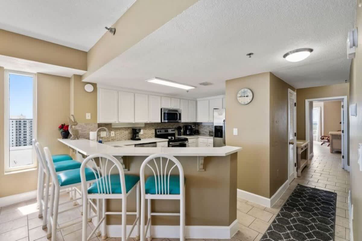 Jade East Towers 1850 7