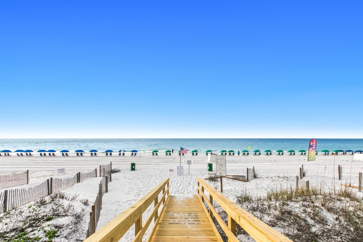 Emerald Towers 0206 41