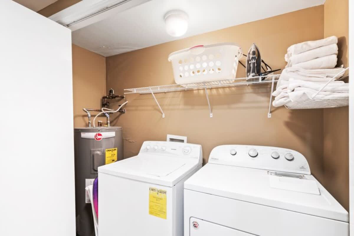 Jade East Towers 0320 | Photo 32