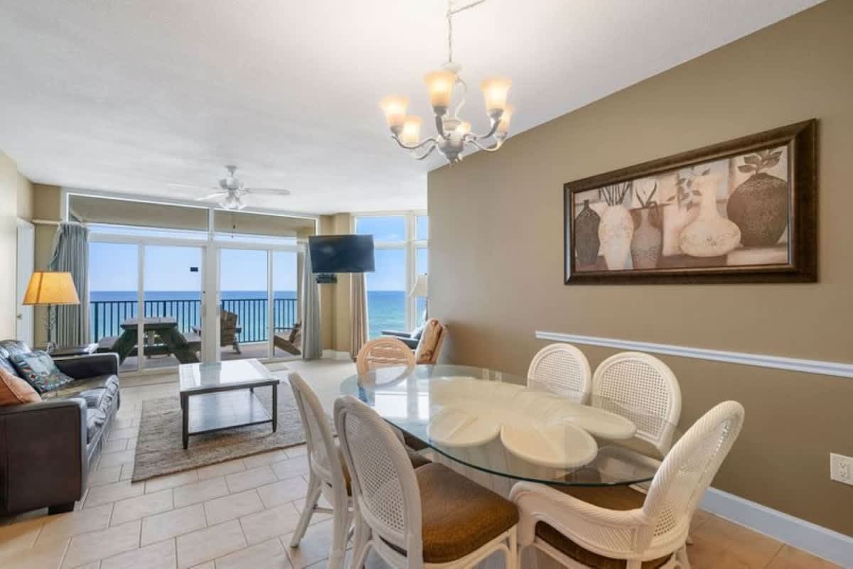 Jade East Towers 0740 | Photo 5