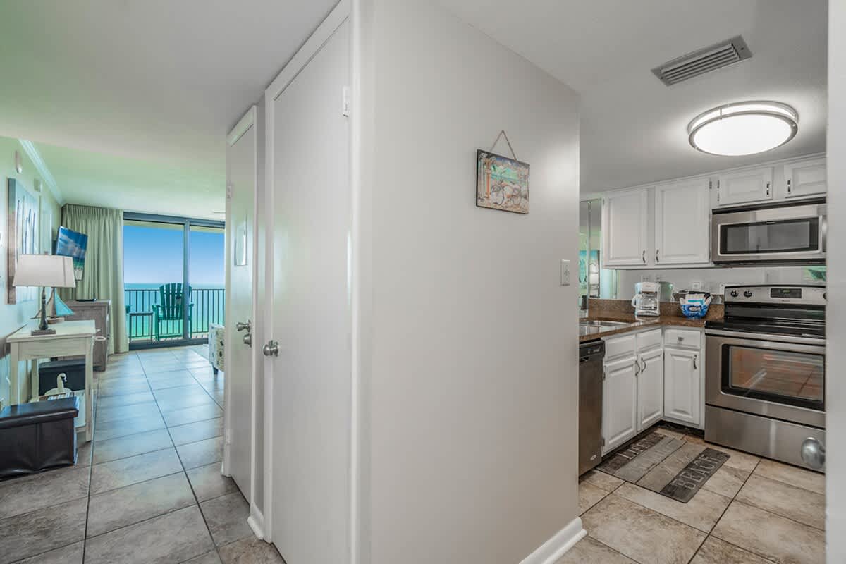 One Seagrove Place 1101 | Photo 16