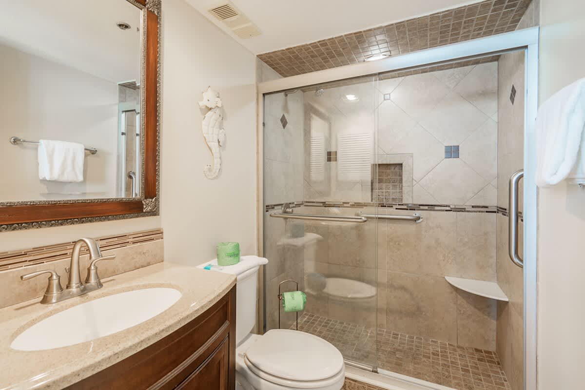 One Seagrove Place 1101 | Photo 24