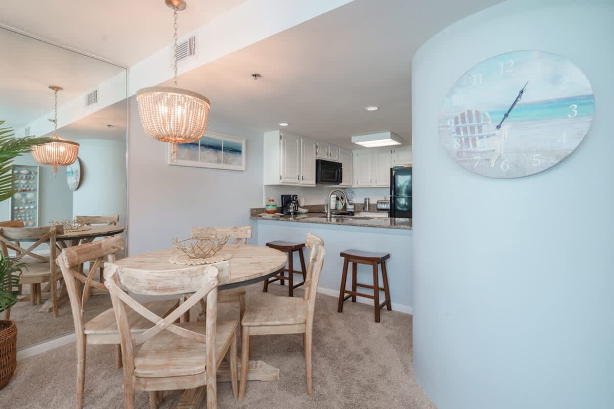 One Seagrove Place 0501 | Photo 8