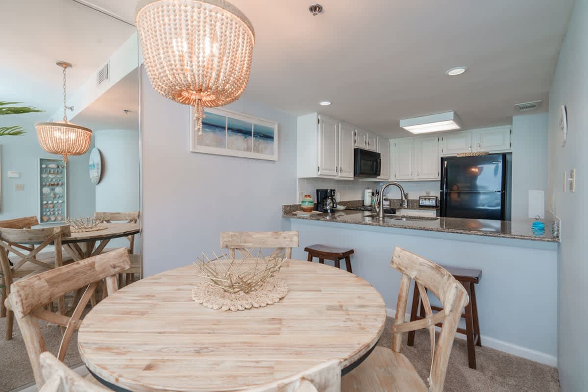 One Seagrove Place 0501 | Photo 9