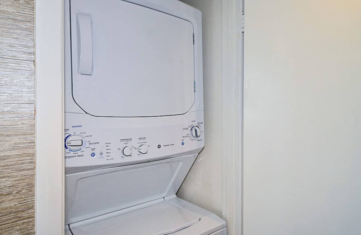 One Seagrove Place 0501 | Photo 21