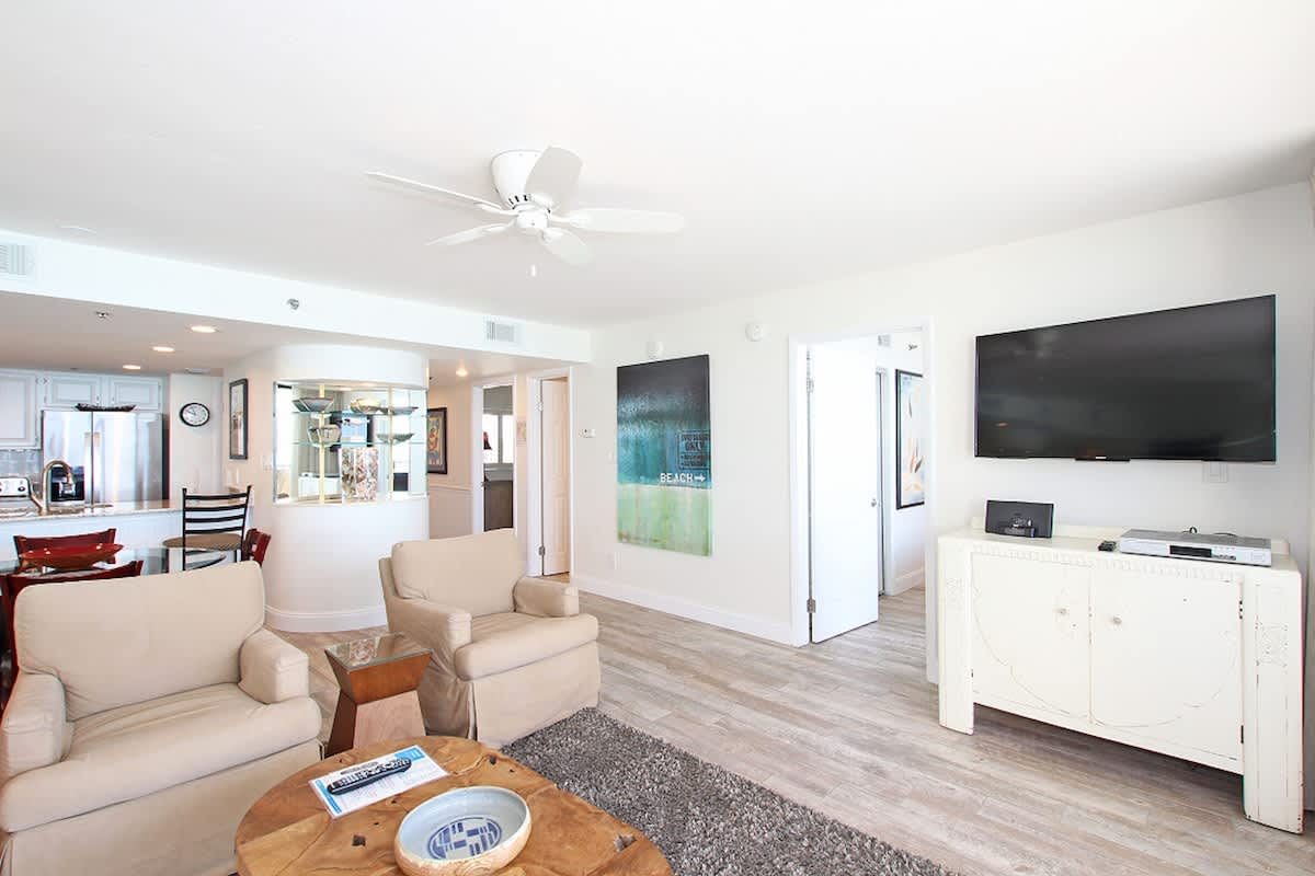 One Seagrove Place 0601 6