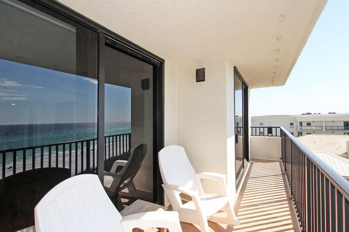 One Seagrove Place 0601 24