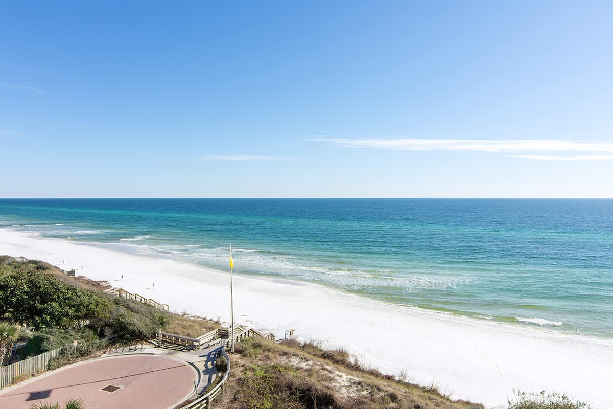 One Seagrove Place 0604 28