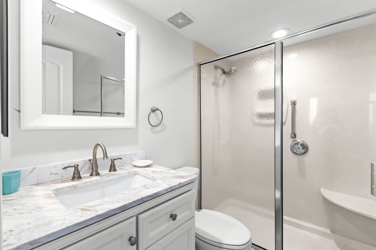 One Seagrove Place 0604 20