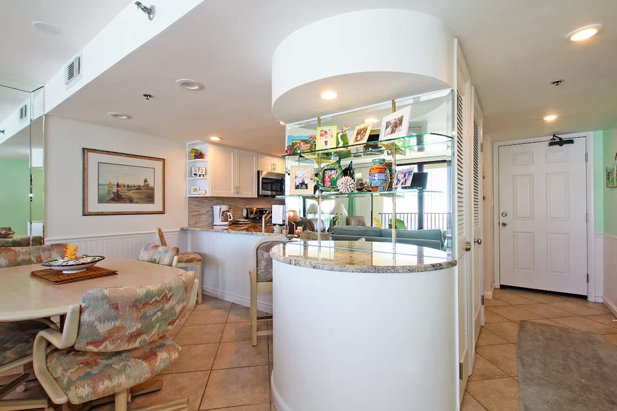 One Seagrove Place 0605 | Photo 13