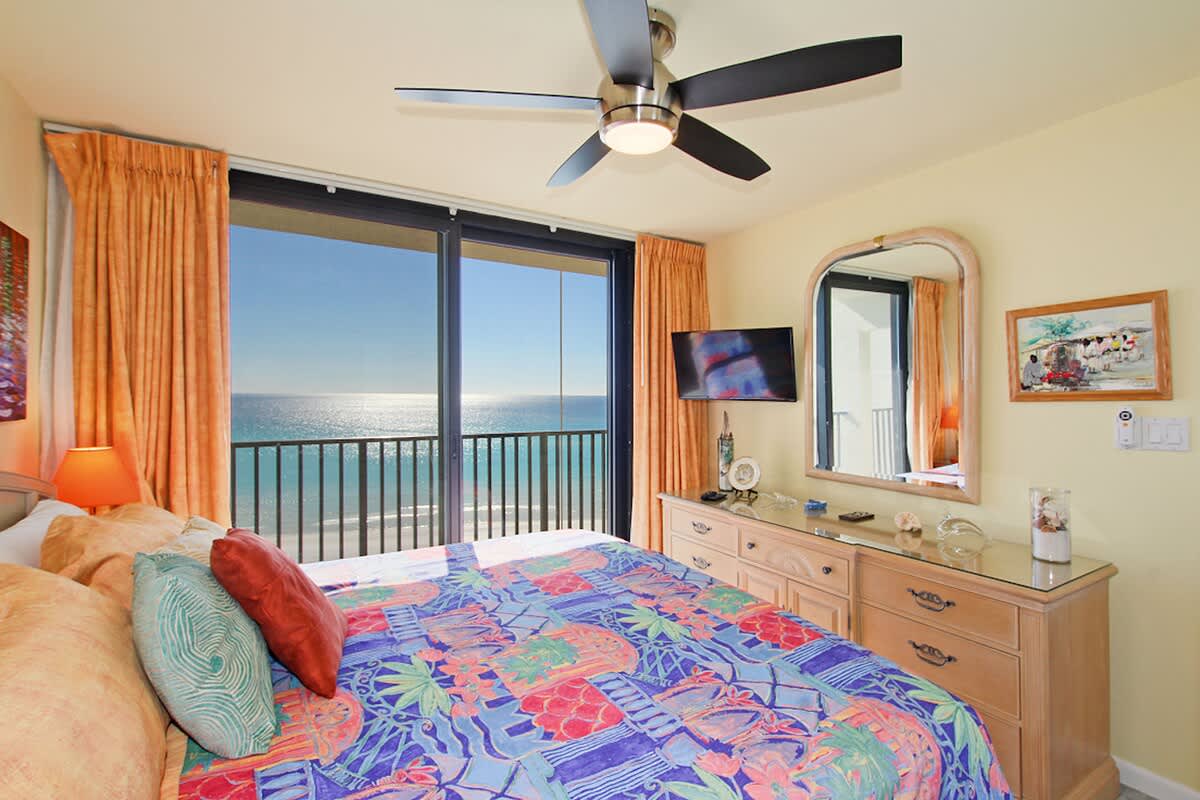 One Seagrove Place 0605 | Photo 24