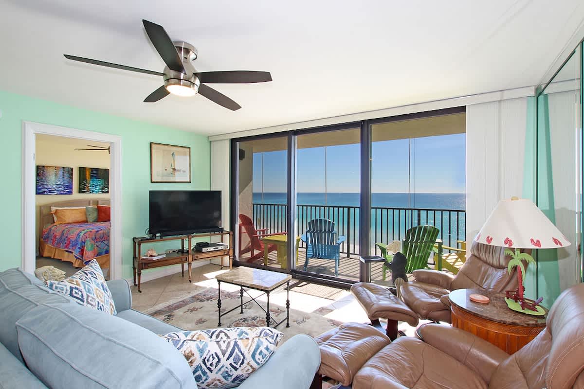 One Seagrove Place 0605 | Photo 4