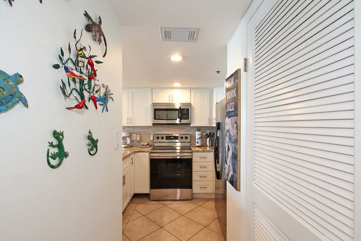 One Seagrove Place 0605 | Photo 20