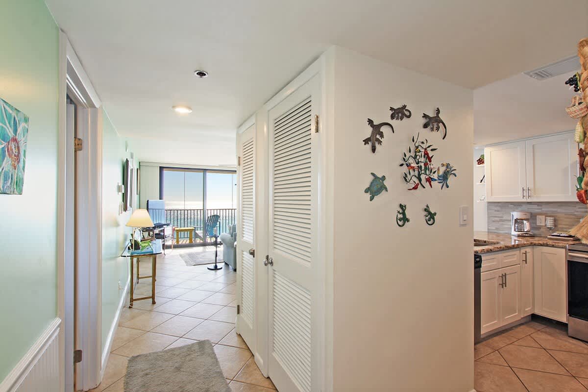 One Seagrove Place 0605 | Photo 21