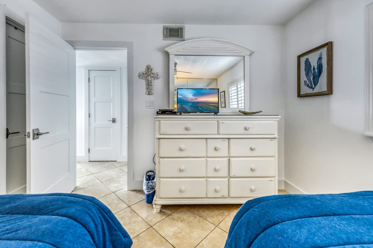 One Seagrove Place 0608 | Photo 18