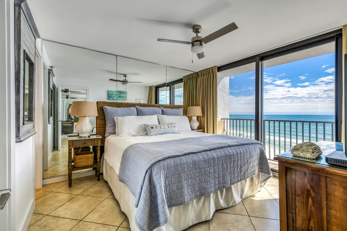 One Seagrove Place 0608 | Photo 13