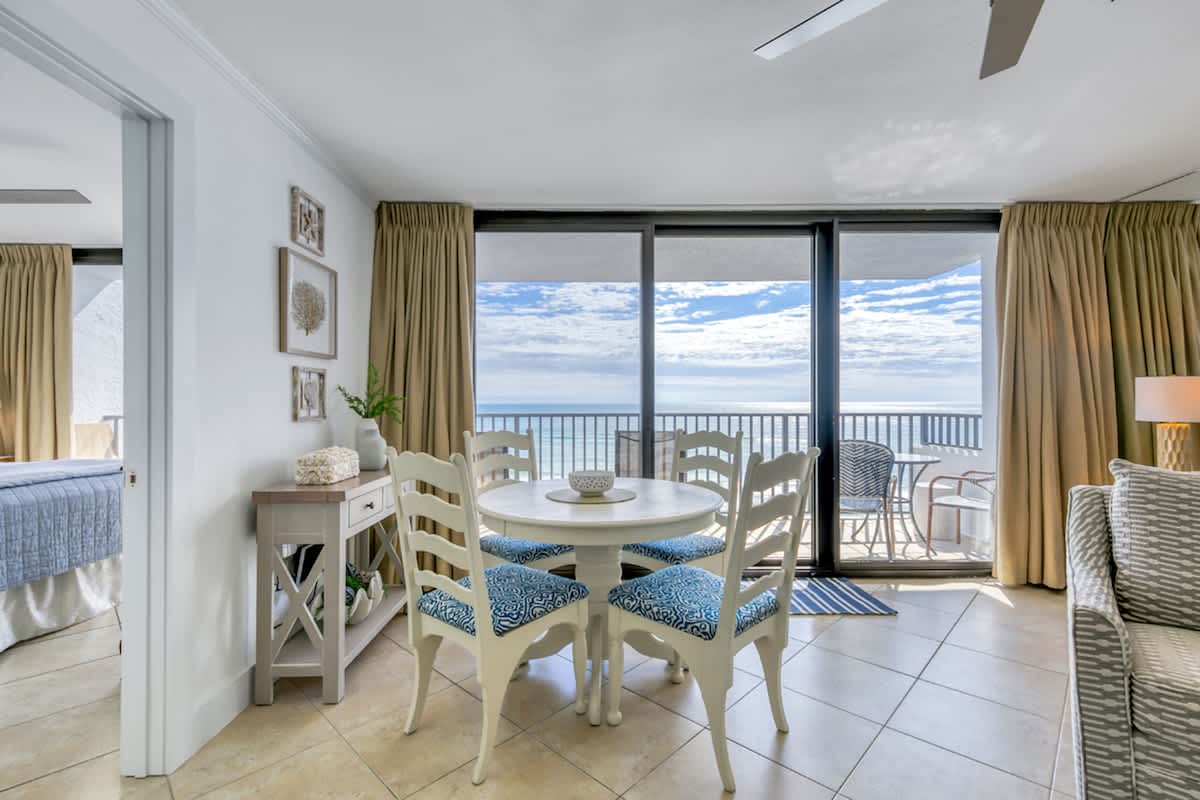 One Seagrove Place 0608 | Photo 7