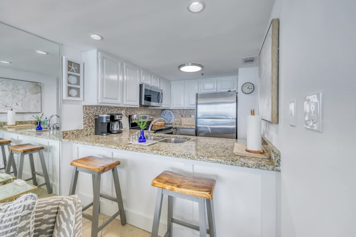 One Seagrove Place 0608 | Photo 9