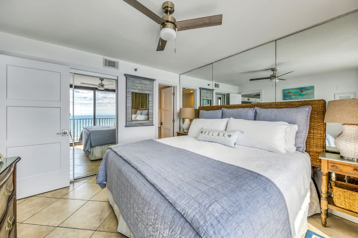 One Seagrove Place 0608 | Photo 14