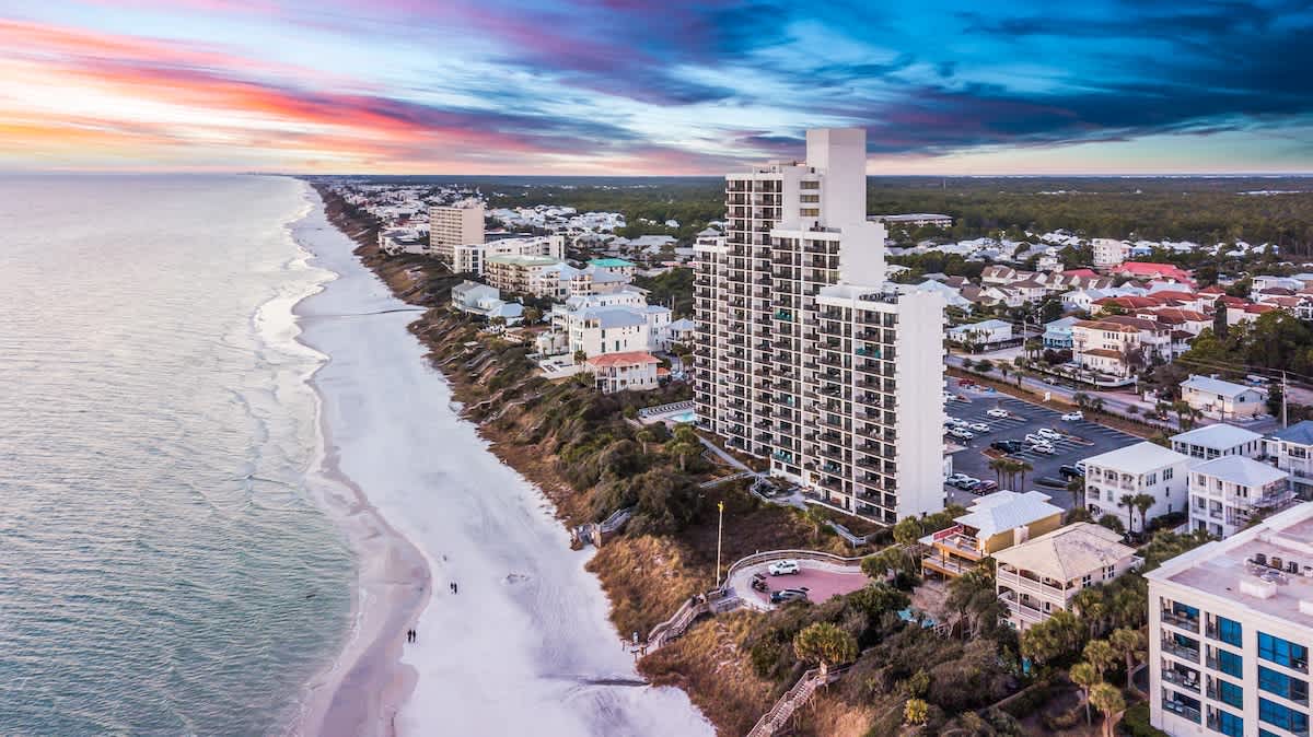 One Seagrove Place 0608 | Photo 2